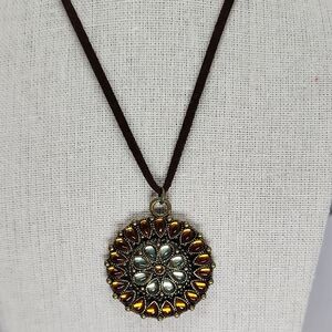 Robert Rose Elegant Brown Pendant Necklace